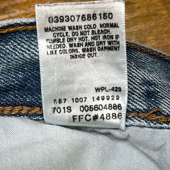 Levi’s 560 Jeans Mens Comfort Fit Denim size W38 x L34 - Picture 10 of 10